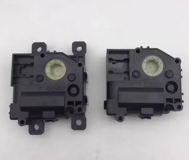 ماطور بوابة تبريد فان لكزس عام لاند عام 