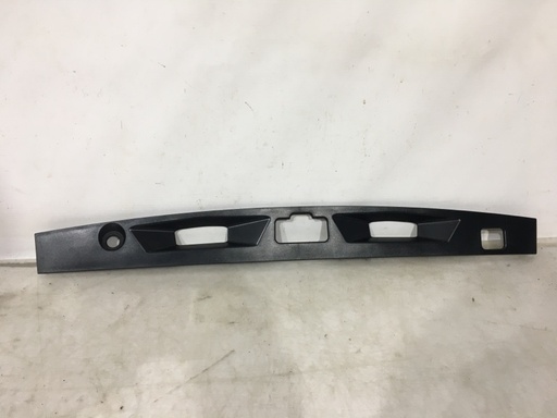 (16-MA077-B) 76801-33670-C0 / تريشة صندوق اعلى الرقم كامري 18 - خليجي امريكي LE SE اسود / Aftermarket / CASP / China